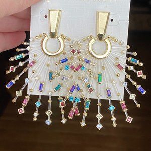NWT Kendra Scott Fabia earrings in Gold/Jewel tone